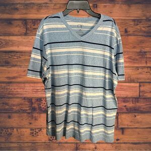 5 for $25🔥OP Baby‎ Blue Striped Short Sleeve V-Neck T-Shirt Large (42-44)
